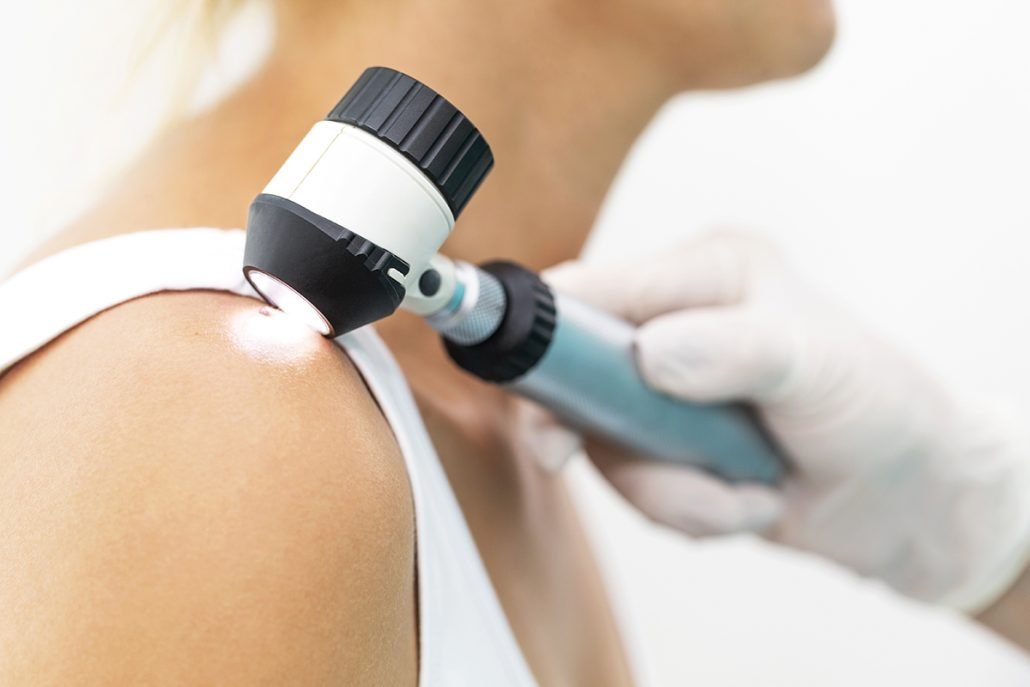 Copertina per A Grado tre giorni di screening dermatologico gratuito all'ingresso della Git